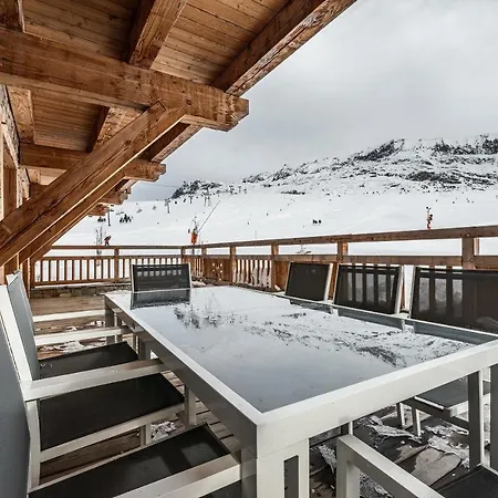 Wapa - By Emerald Alpe d'Huez